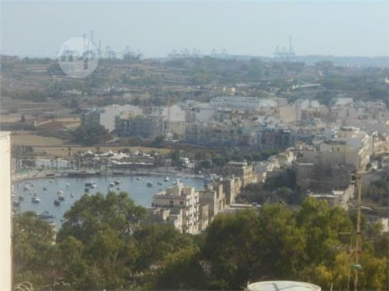 M Scala Airconditioned 3 Bedroomed 2 Bathrooms Apartment To Let