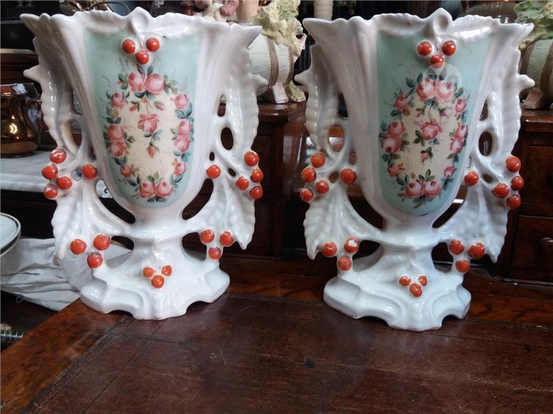 Pair antique French vases.25 cm long Maltapark