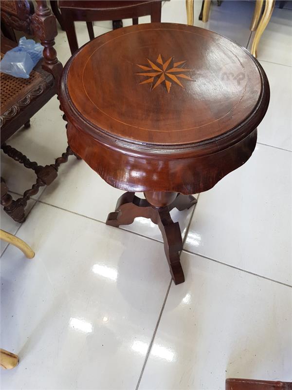Round inlaid table,40 x 70 cms | Maltapark