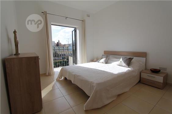 2 DOUBLE BEDROOMS VERY WELL KEPT NEW HIGHLY FINISHED APARTMENT - ST. JULIANS, San Giljan