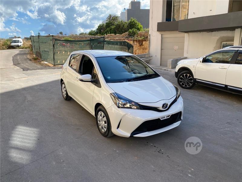 Toyota vitz 2016 Toyota vitz 2016