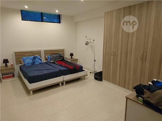 CAT FRIENDLY MODERN ONE DOUBLE BEDROOM MAISONETTE - SANTA MARIA ESTATE - View 3