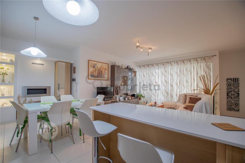 ZURRIEQ FIRST FLOOR ? BACK YARD ? OPTIONAL GARAGE Maltapark