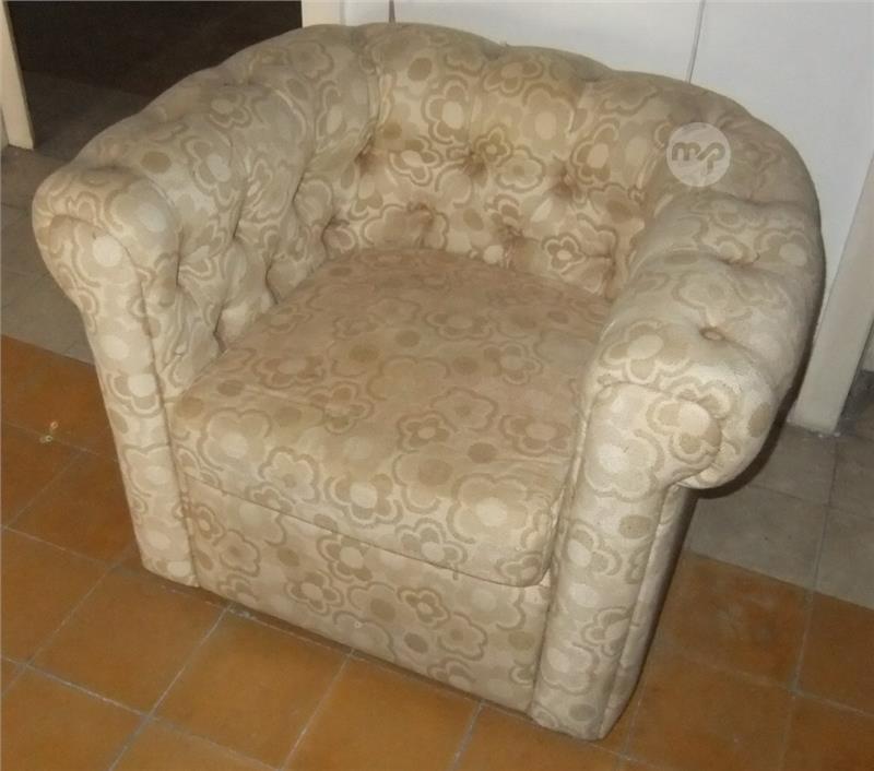 4 piece sofa set in good condition Maltapark
