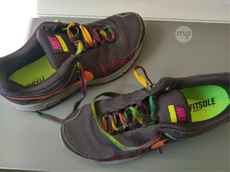NIKE Lunarlon size EUR 40 UK 6 Maltapark