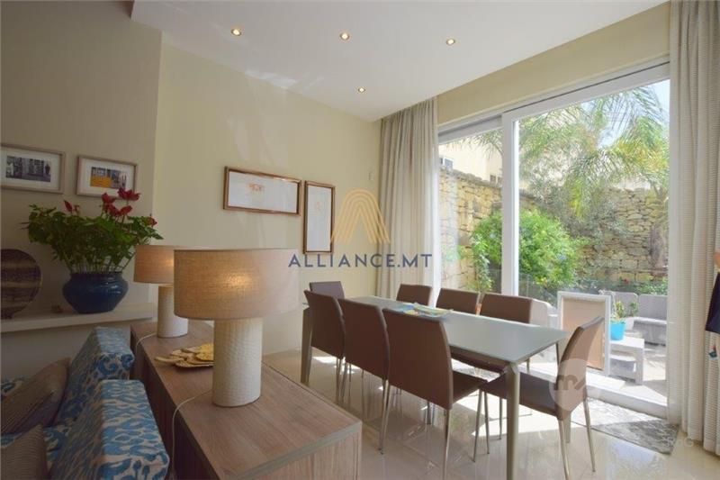 Balzan Townhouse + POOL For Sale Maltapark