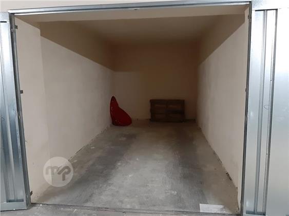 Attard - (Scott's supermarket area) 1-car garage to let, Attard