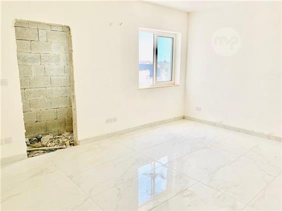 Apartment in Mosta - View 2