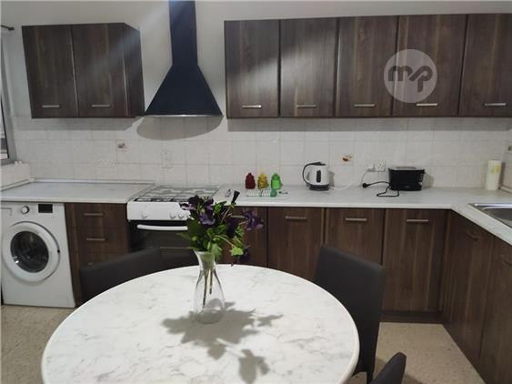 3 bedroom flat with 2 balconies ib Bugibba, Bugibba
