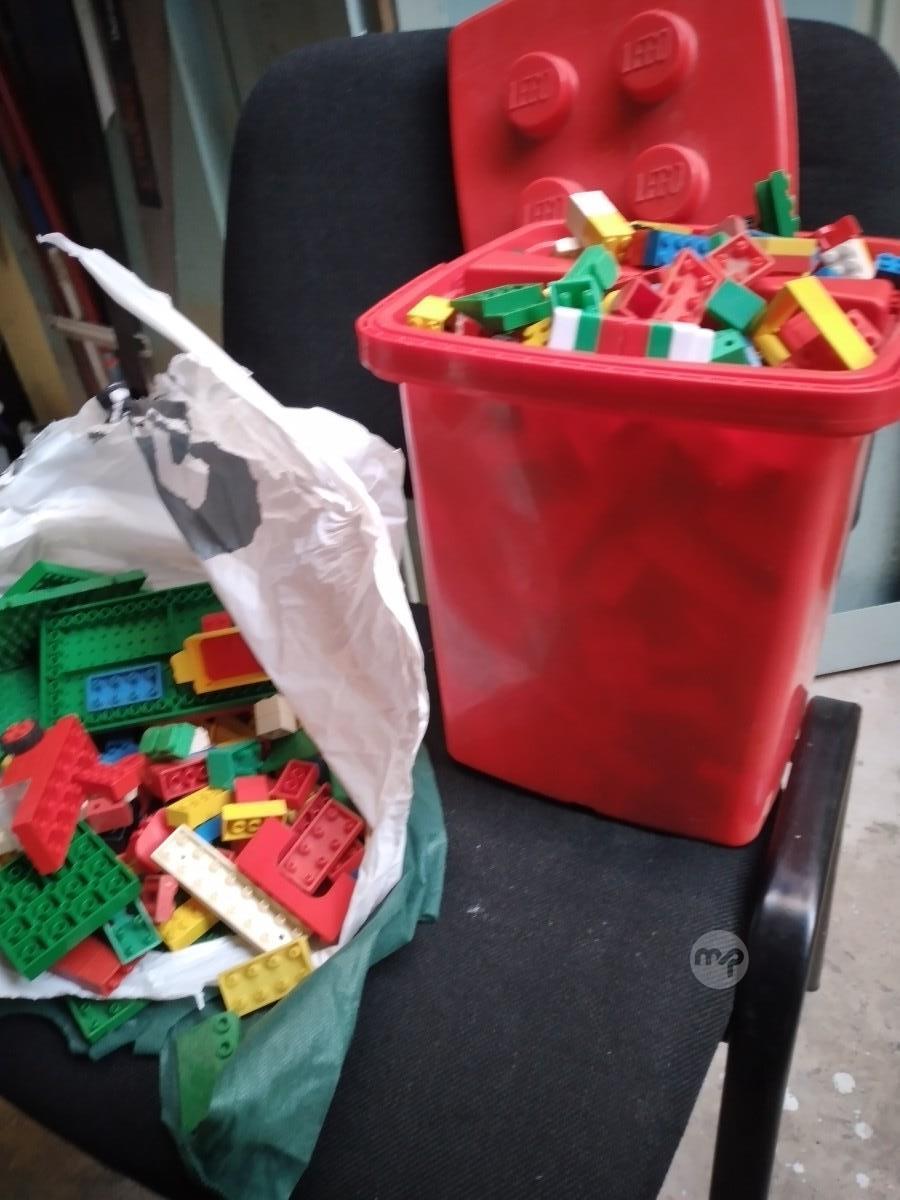 Large Job Lot Of Vintage Lego Mixed Bricks Maltapark