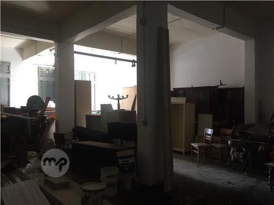 Paola Garages/Warehouse 115sqm with high ceilings. - Veduta 4