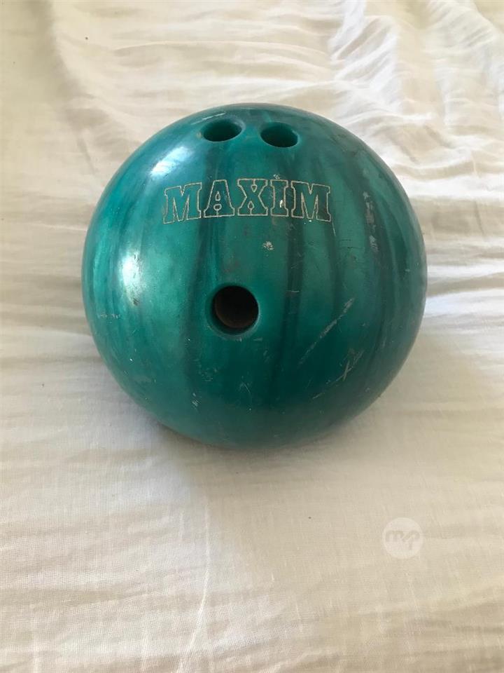 Ebonite Maxim Northern Lights Bowling Ball 