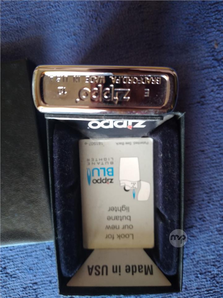 Zippo Lighter Unisex Jack Daniels Pewter Emblem Chrome Windproof