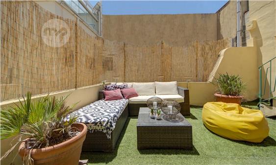 Sliema Converted Townhouse, Sliema