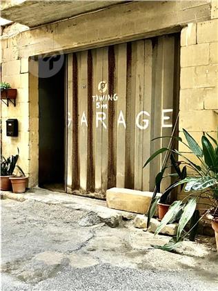 Garage in Birgu For Sale, Birgu