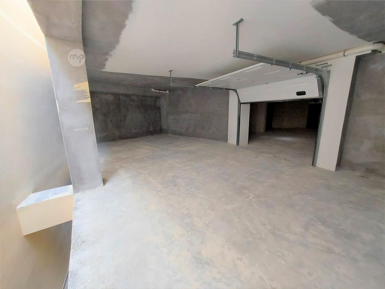 For sale 2 large garages in Ghajnsielem Gozo Maltapark