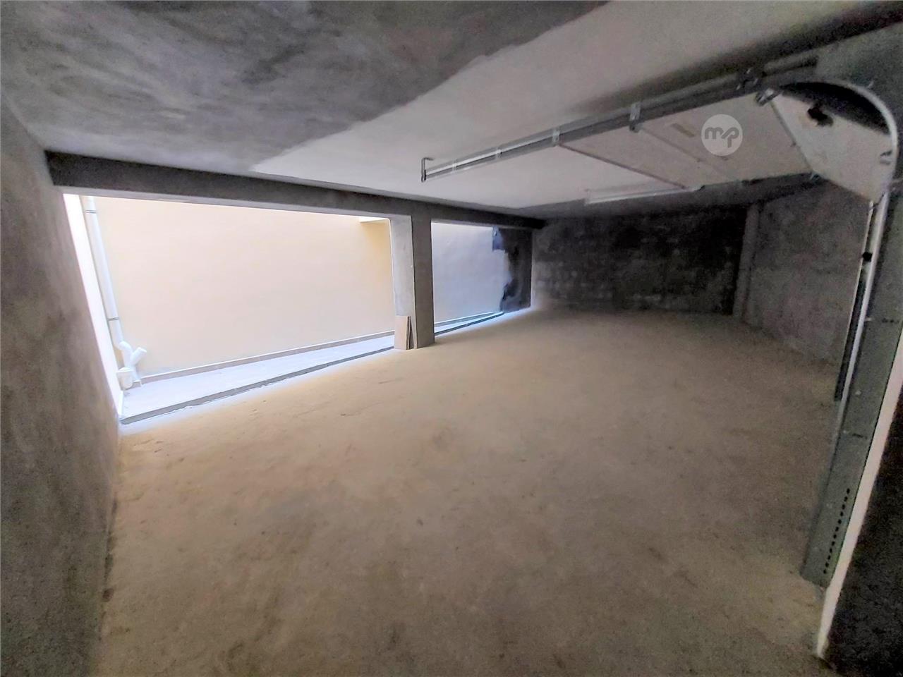 For sale 2 large garages in Ghajnsielem Gozo Maltapark