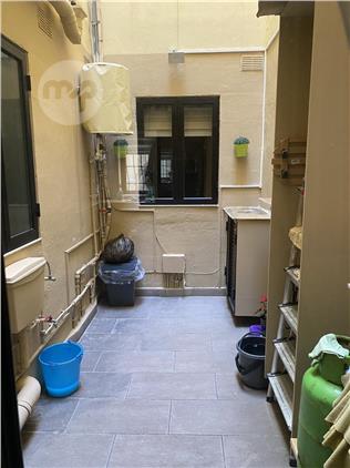 126sqm Ground Floor Elevated Maisonette - View 3