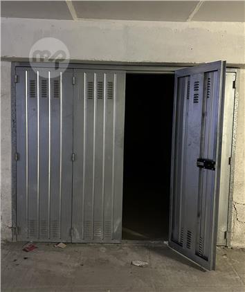 Sliema - 1/2 Car Garage to let, Sliema