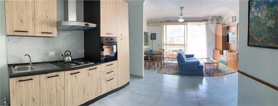 Fully furnished 2 bedroom apartment situated in a prime location near amenities, Bugibba
