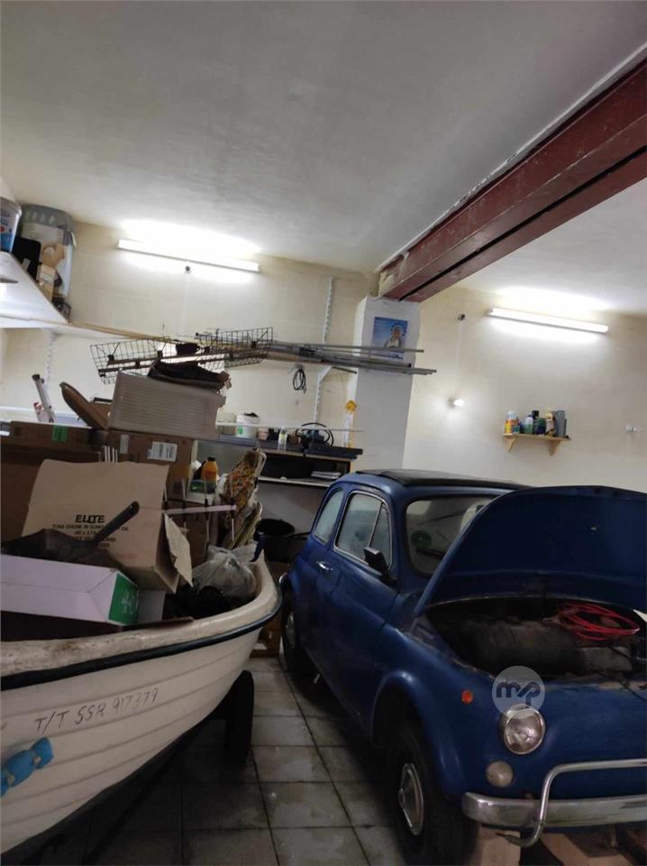 3 car garage Maltapark