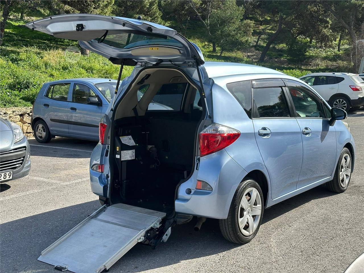 TOYOTA RACTIS (WHEELCHAIR ACCESSIBLE) | Maltapark