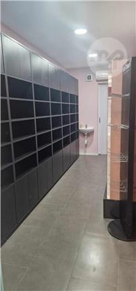 Shop/Salon To Let in Fgura - View 2