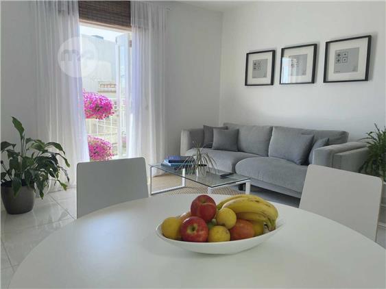 For Sale: Fully Furnished 1-Bedroom Apartment - €250,000 - Gwardamangia, Pieta