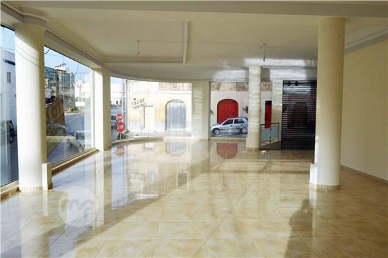 Showroom Retail / office Mob 99660566, Attard