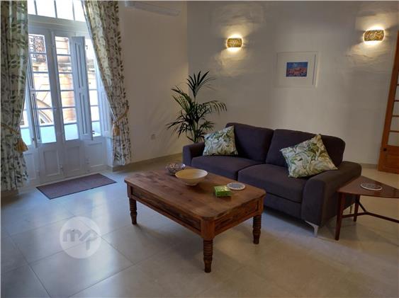 Sliema 2 bedroom Pentflat, Sliema