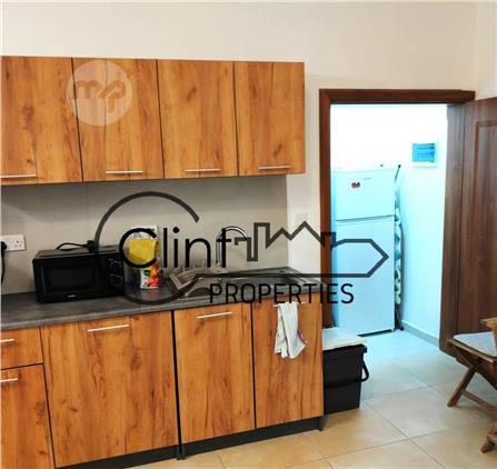 ST. JULIAN'S TOP FLOOR STUDIO APARTMENT (BILLS INLCUDED !!) - View 4