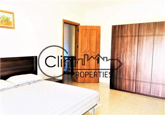 SIGGIEWI TWO DOUBLE BEDROOM + STUDY/OFFICE APARTMENT (WITH OPEN VIEWS), Siggiewi