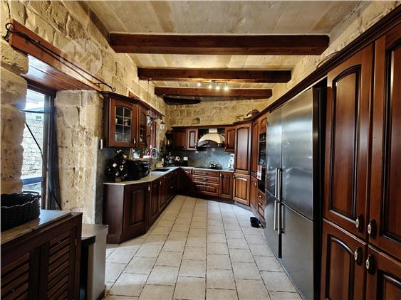 Spacious House of Character for Sale – Mosta, Mosta